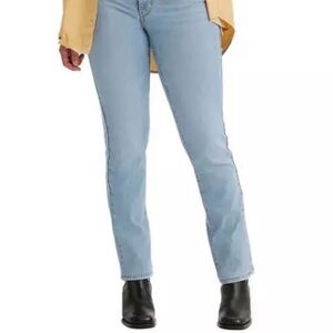 Levi's Ladies' 314 Shaping Straight Jean Size 30